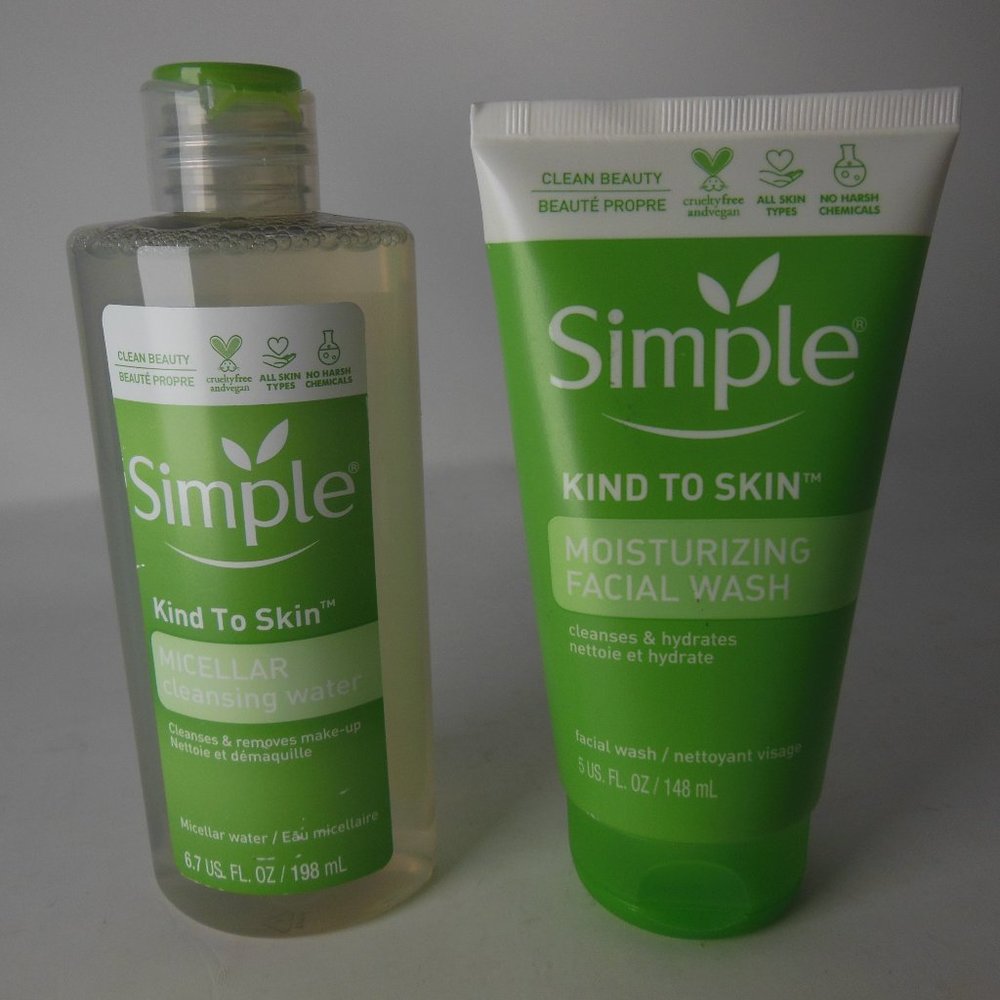 Lot Simple Kind To Skin Moisturizing Facial Wash & Simple Micellar Makeup Water